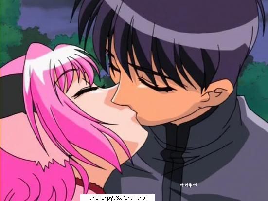 eu am vazut sfarsitul pe youtube si am vazut salveaza pe ichigo (zoey)insa nu moare pentruca este